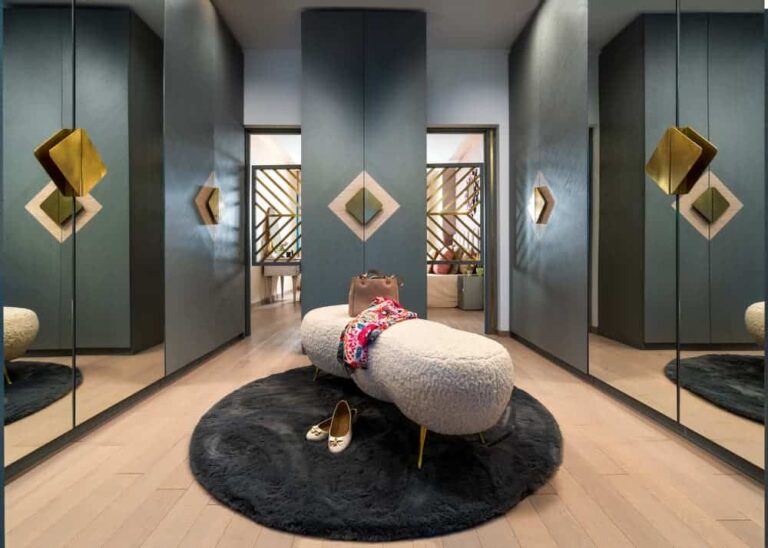 Cassa Lepage Art Hotel: A Complete Guide to Toronto’s Boutique Art-Focused Stay