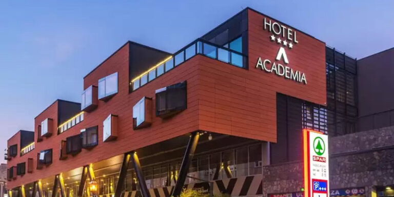 Hotel Academia – A Complete Guide to Cultural Charm, Modern Comfort, and Unique Travel Experiences